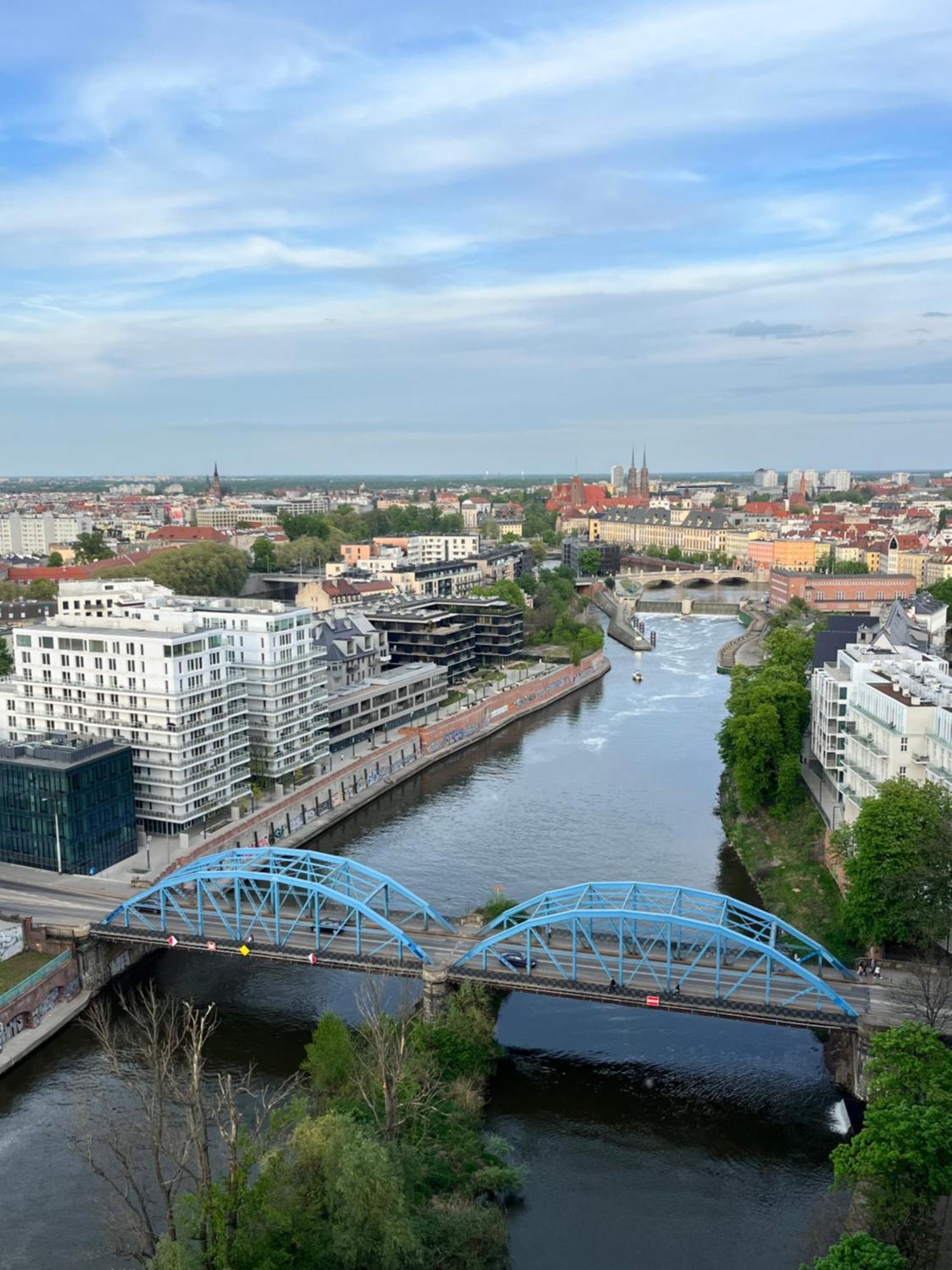Family House By The River Odra -Panoramic Terrace - 3Room Apartment With 2 Separate Bedrooms And 2 Balconies By Wroapart-Pl- Perfect For Family & Business Stays Βρότσλαβ Εξωτερικό φωτογραφία