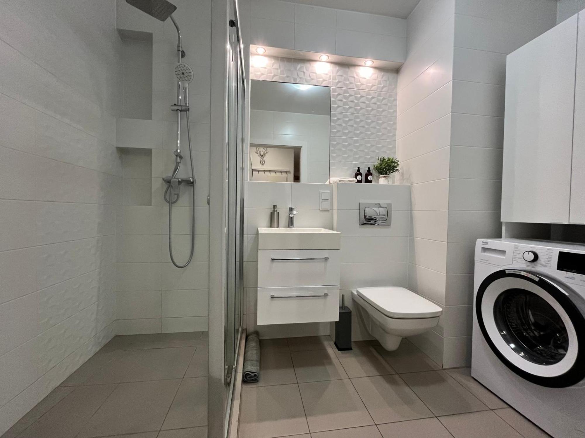 Family House By The River Odra -Panoramic Terrace - 3Room Apartment With 2 Separate Bedrooms And 2 Balconies By Wroapart-Pl- Perfect For Family & Business Stays Βρότσλαβ Εξωτερικό φωτογραφία