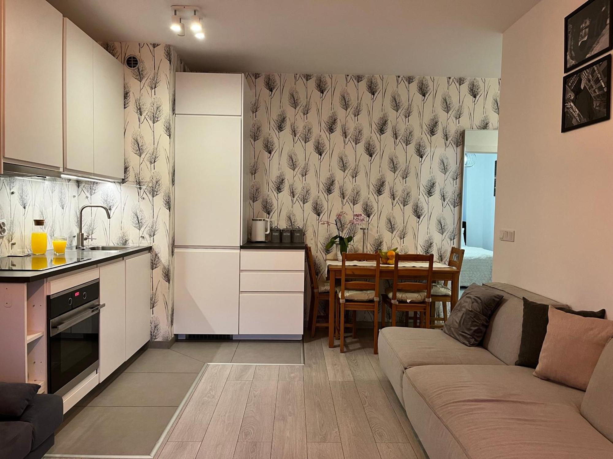 Family House By The River Odra -Panoramic Terrace - 3Room Apartment With 2 Separate Bedrooms And 2 Balconies By Wroapart-Pl- Perfect For Family & Business Stays Βρότσλαβ Εξωτερικό φωτογραφία