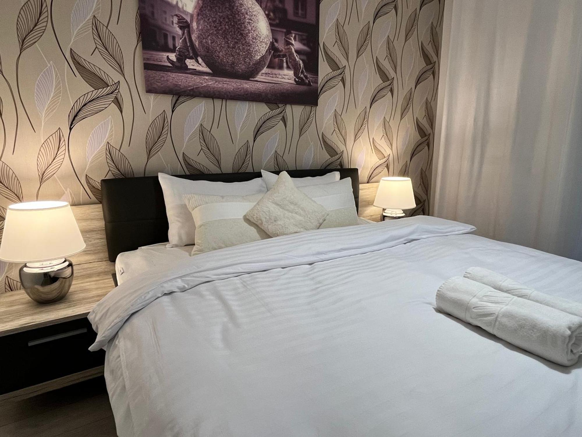 Family House By The River Odra -Panoramic Terrace - 3Room Apartment With 2 Separate Bedrooms And 2 Balconies By Wroapart-Pl- Perfect For Family & Business Stays Βρότσλαβ Εξωτερικό φωτογραφία