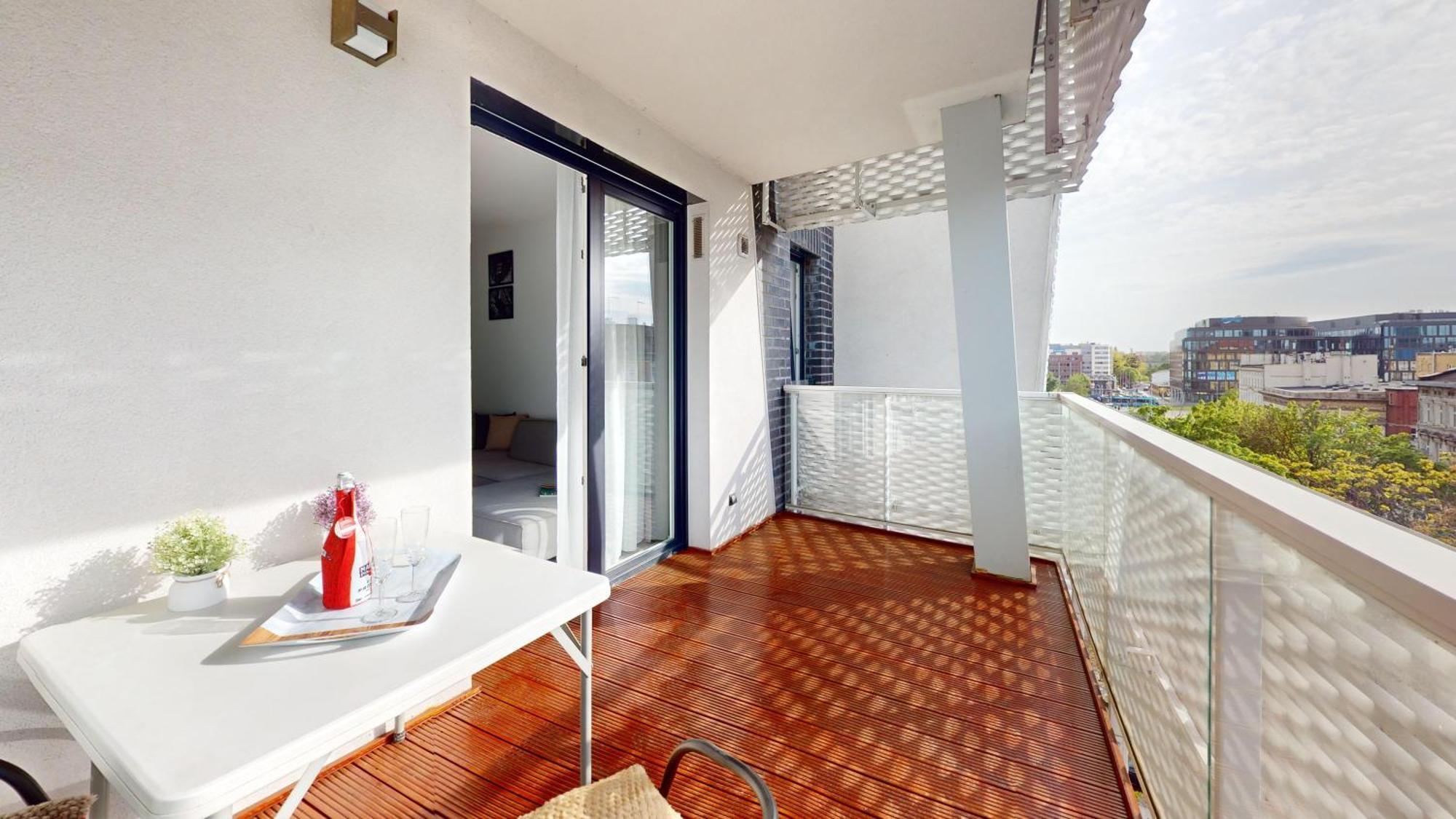 Family House By The River Odra -Panoramic Terrace - 3Room Apartment With 2 Separate Bedrooms And 2 Balconies By Wroapart-Pl- Perfect For Family & Business Stays Βρότσλαβ Εξωτερικό φωτογραφία
