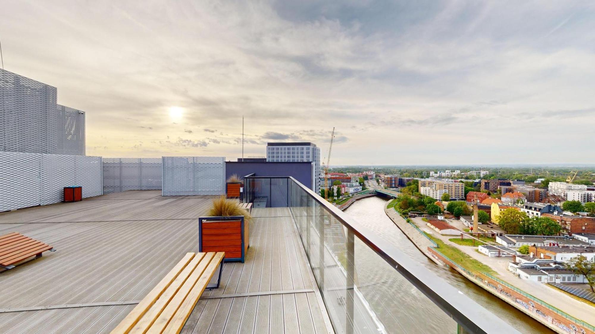 Family House By The River Odra -Panoramic Terrace - 3Room Apartment With 2 Separate Bedrooms And 2 Balconies By Wroapart-Pl- Perfect For Family & Business Stays Βρότσλαβ Εξωτερικό φωτογραφία