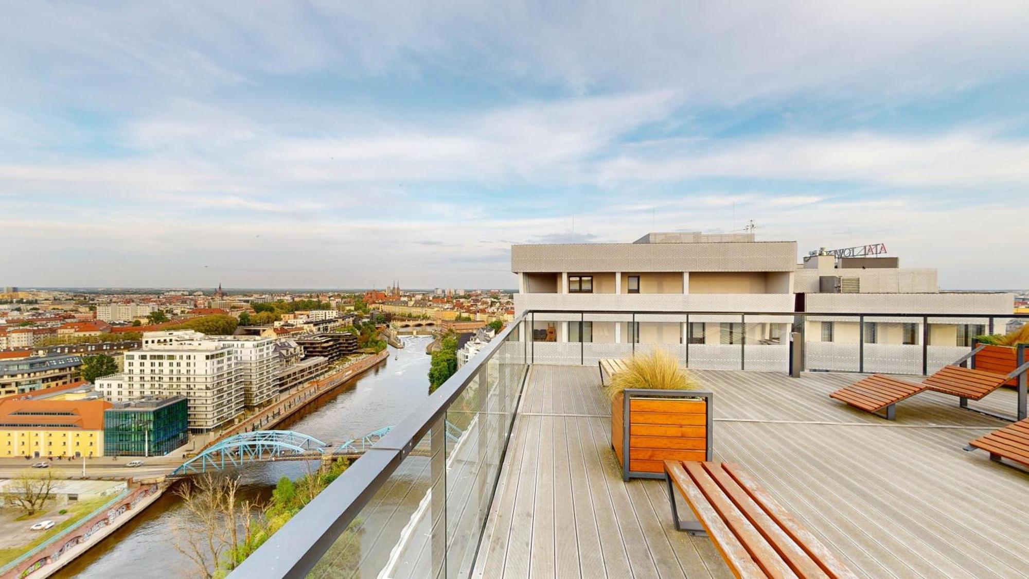 Family House By The River Odra -Panoramic Terrace - 3Room Apartment With 2 Separate Bedrooms And 2 Balconies By Wroapart-Pl- Perfect For Family & Business Stays Βρότσλαβ Εξωτερικό φωτογραφία